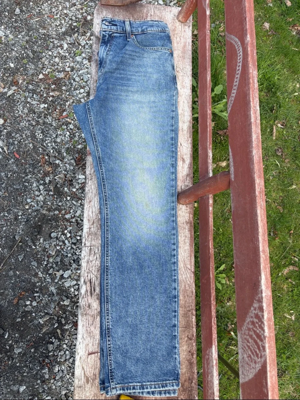 Levi's Men's Straight Blue Denim Jeans with Leather Patch